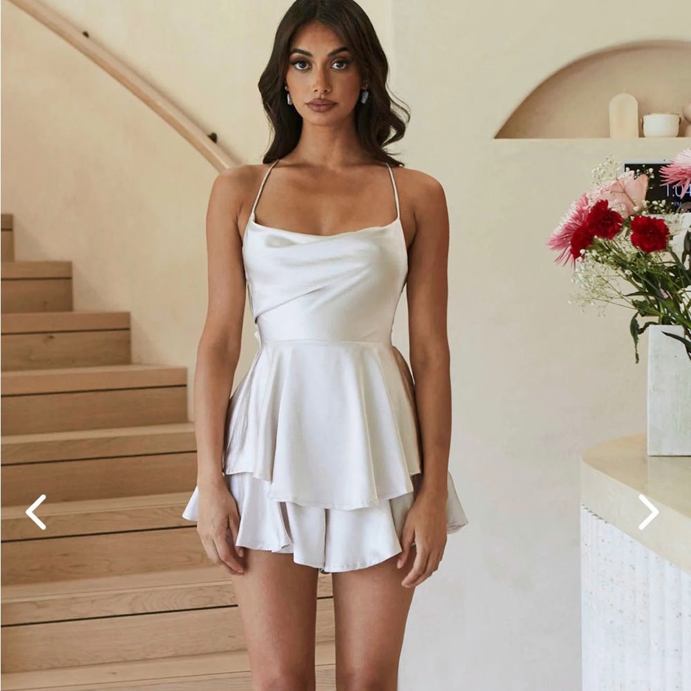 NWT Selfie Leslie MON CHERIE COWL NECKLINE LACE-UP BACK ROMPER CHAMPAGNE